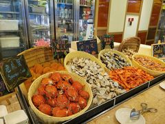 -大中华希尔顿酒店-念自助餐·嗨啤·小龙虾