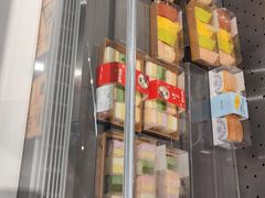 -blt精品超市(杭州城西银泰店)