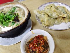 -小许三鲜砂锅馄饨店(家多乐烟酒店)