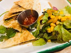 -HELLO 27 意面·沙拉·帕尼尼