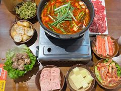 夺夺粉-黔有有贵州酸汤夺夺粉火锅(五味十字店)