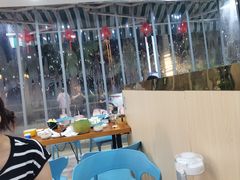 -老何家后安粉·糟粕醋海鲜火锅(三亚湾椰梦长廊店)