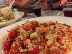 -肥肥虾庄·金牌油焖大虾(汉口城市广场店)