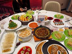 -品海楼·大连海胆锅贴馆(东港店)