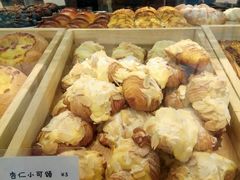 杏仁小可颂-酵種麦田(山师店)