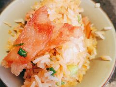 煲仔饭-大匠工房古船木艺术餐厅·猪肚鸡专门店(长白仙岛店)