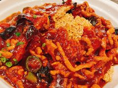 鱼香锅巴肉丝-刘胖子家常菜·蹄花焖藕(中南店)