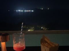-瑰丽酒店·海吧·天际下午茶·现场DJ·天台酒吧