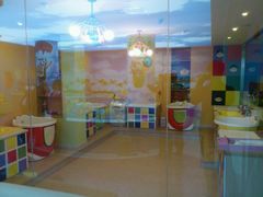 -乐悠游亲子游泳俱乐部