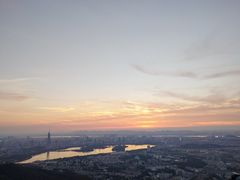 -紫金山山顶公园