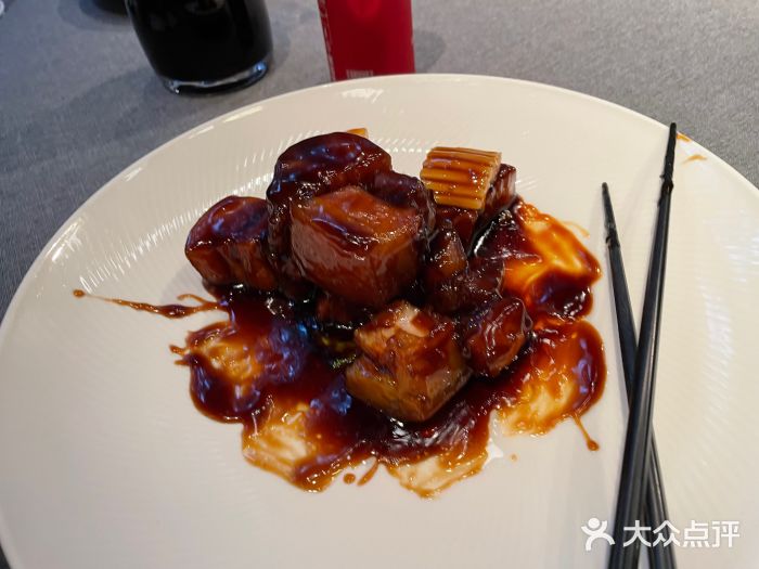 HOMES上海本帮菜(襄阳公园店)特色红烧肉图片