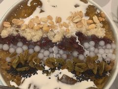 -姚姚酸菜鱼·金戈戈香港豉油鸡(喜荟城联名店)