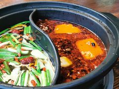 -陆记牛庄·碳锅龙虾烧烤(爱上花园店)