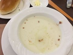 -红房子西菜馆(淮海中路店)
