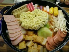双拼火锅-Yolo韩国创意料理