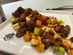 山菌葱爆雪花牛肉-尚一汤·粤菜海鲜(环球港店)