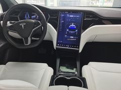 -TESLA 特斯拉(郑州正弘城体验店)