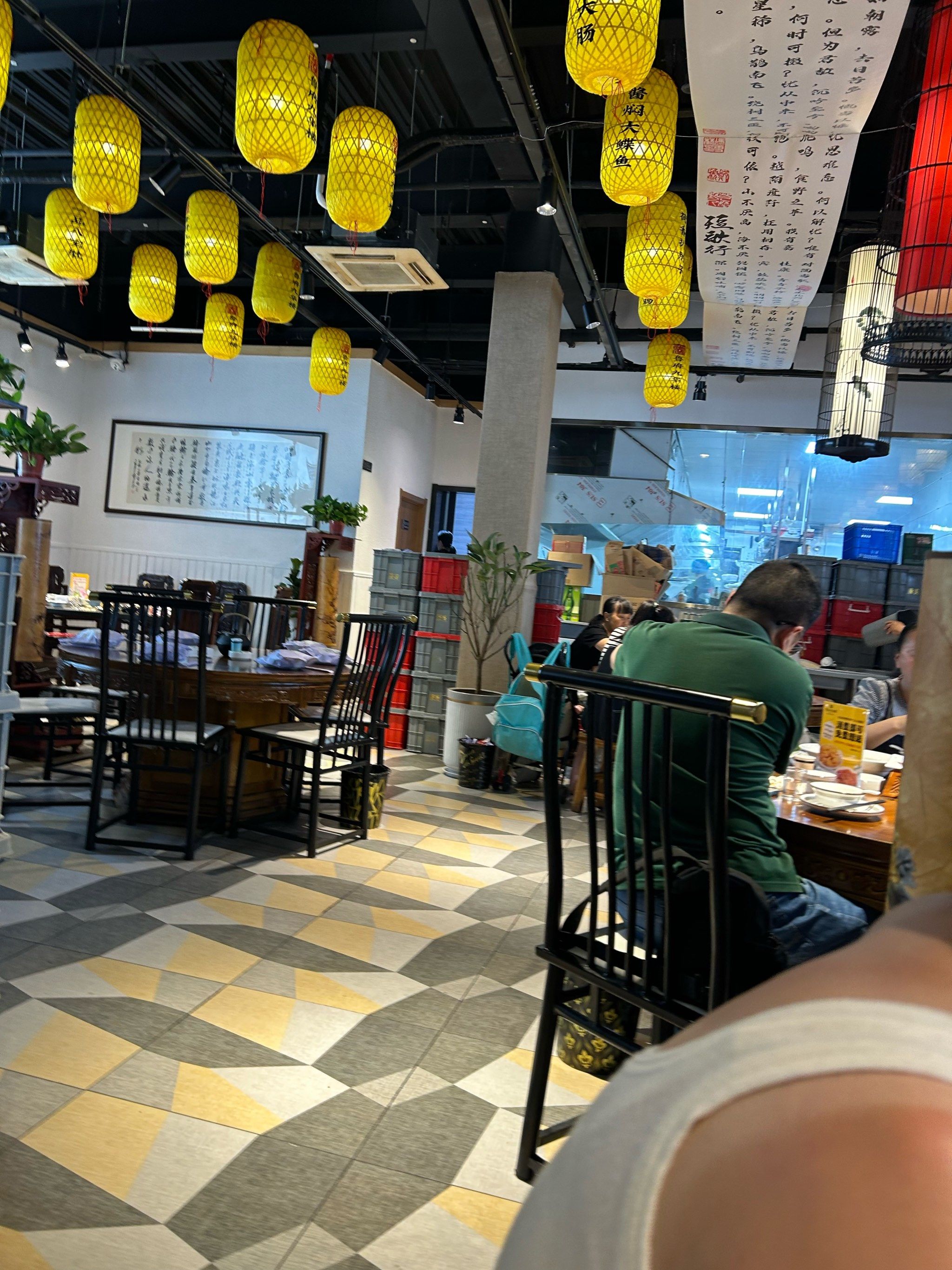 来济南逛大明湖不能错过这家鲁菜馆!