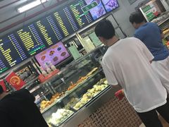 -护国寺小吃店(红莲南路店)
