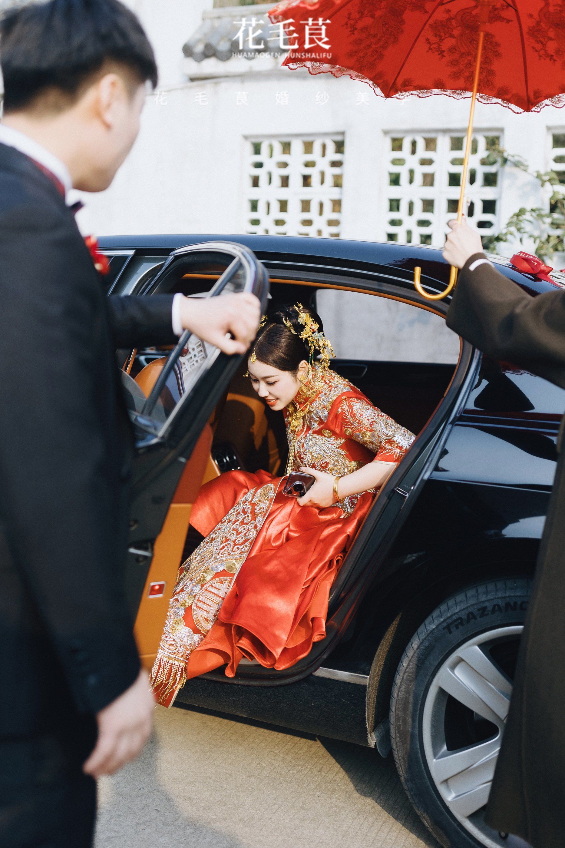 x  帝傲马来褂返图
