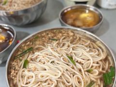 -正宗杨记普洱酸醋米线(总店)