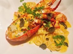 波士顿龙虾马粪海胆蟹肉面配松露-弦月窗LUNETTE BY AMANDA(复兴路店)