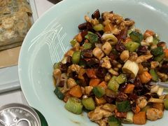 -荷花亭·湖北融合菜(中商广场店)