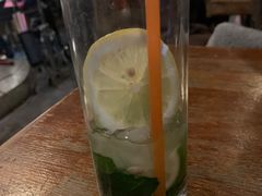 -南锣鼓巷吉他吧(鼓楼店)
