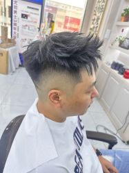 -尤司男士国潮理发馆