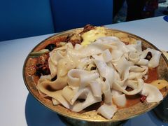 天山乌梅大盘鸡-疆遇·新新新新的新疆菜(万达店)