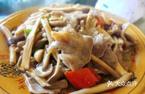 Pork Tongue with Tea Tree Mushroom