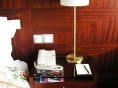 床头柜-上海明天广场JW万豪酒店