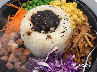 文华学院大学生美食打卡 佳园路焦本味铁板焦饭