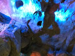 -泰安地下龙宫景区