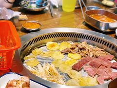 -三肥两瘦烤肉(鹿城店)