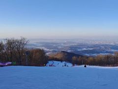 -中旅松花湖滑雪场