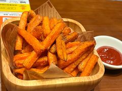 -8PINTS八品脱·日料·烧鸟·精酿小酒馆(莘庄店)