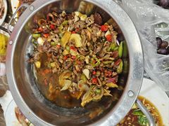 -湖南人家湘菜馆(镇江路店)