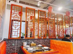 大堂-六州府地锅鸡·农家菜·龙虾(未来科技城店)