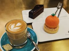 迷你拿铁-PAUL LAFAYET 法式甜品(港汇广场店)