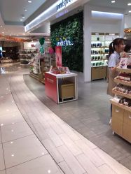 -悦诗风吟innisfree