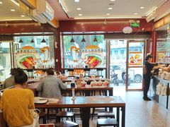 -余百年·现烧烧腊(布吉金利店)