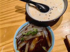 -勺子米线·云南传统小吃市集(四方街店)