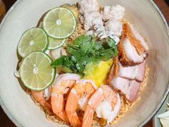 -拾光音乐餐酒吧(告庄星光夜市店)