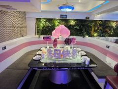 -巴特餐饮6加1音乐餐吧·新疆菜