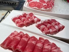 -海底捞火锅鲜切牛肉主题店(长寿路店)