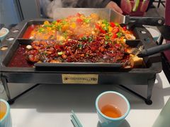 -江边城外烤全鱼(世茂广场店)