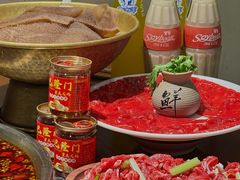 -巴隆门重庆老火锅(太湖路店)