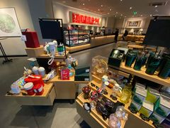 -星巴克臻选(嘉兴海宁银泰城店)