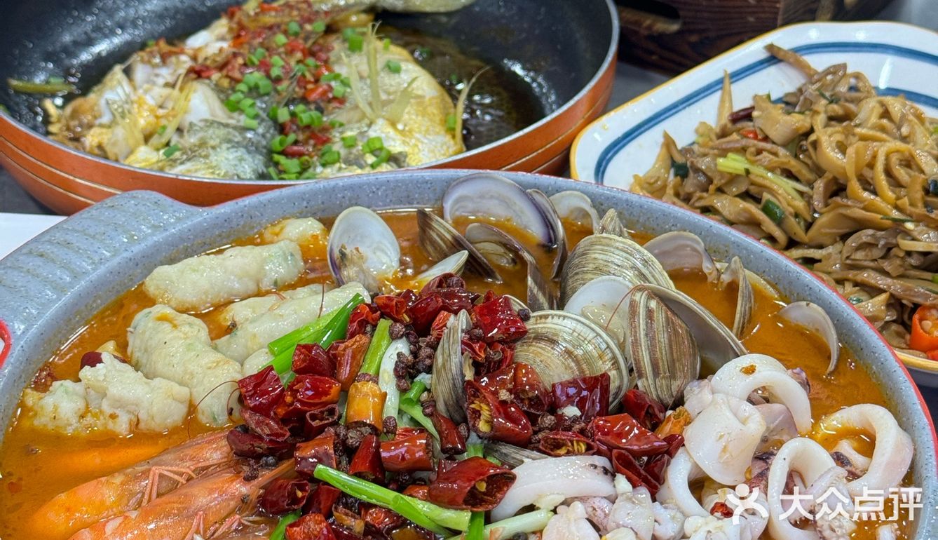 在厦门曾厝垵!好吃到不想说话!!!